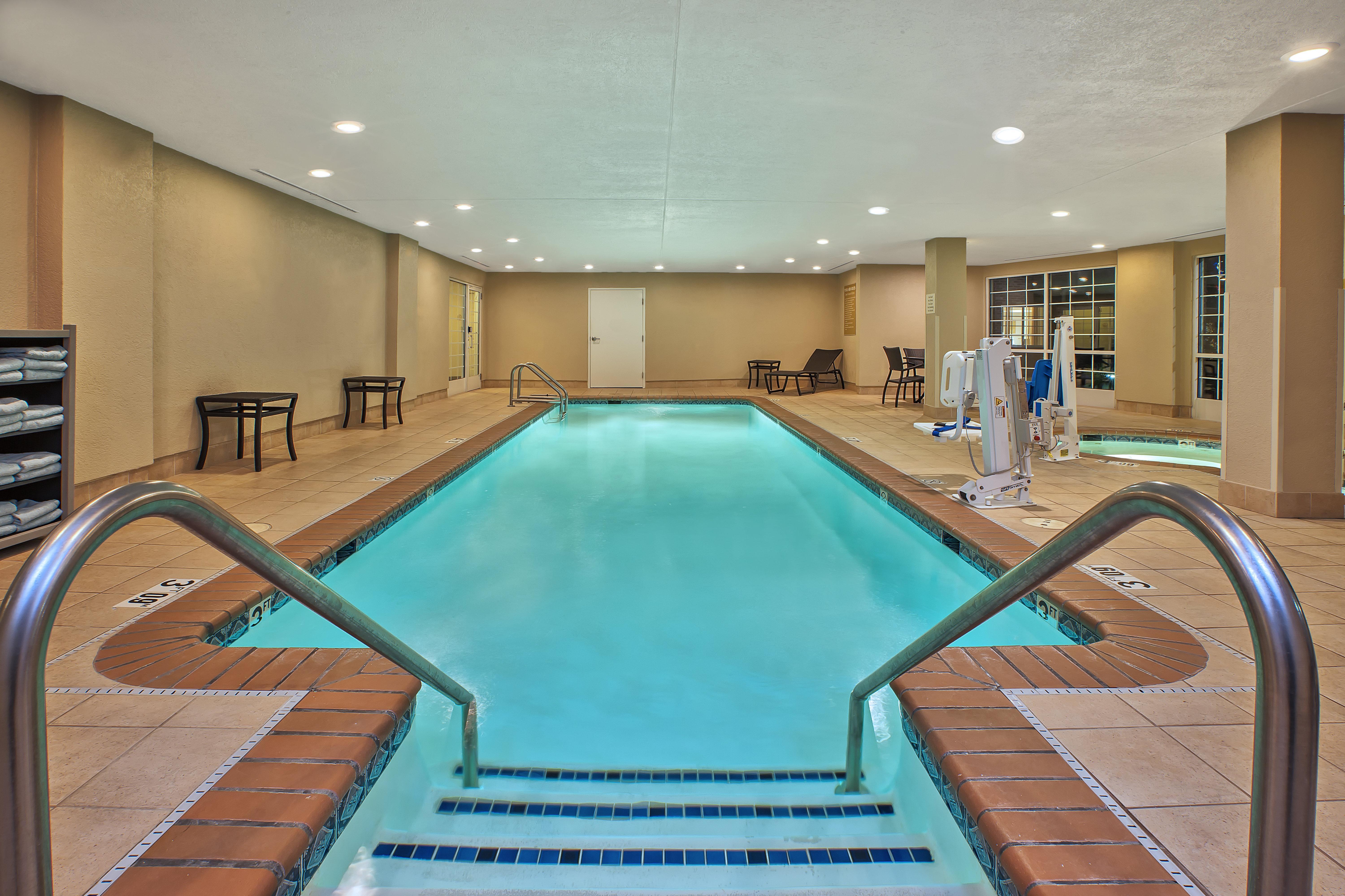 Candlewood Suites Indianapolis Northeast By Ihg Exterior foto