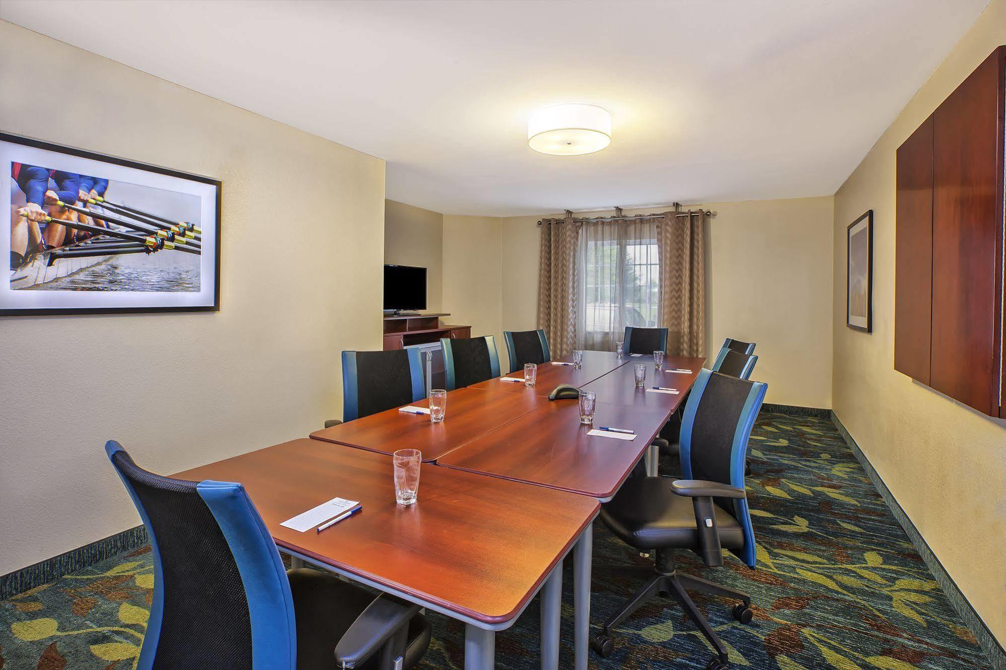Candlewood Suites Indianapolis Northeast By Ihg Exterior foto